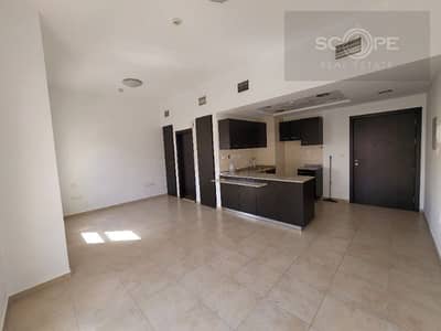 Monolocale in affitto a Remraam, Dubai - Image (1). jpg