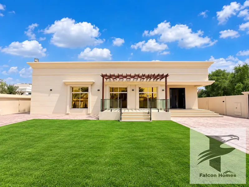 Single Story | Spacious 4BR Villa with Garden Area