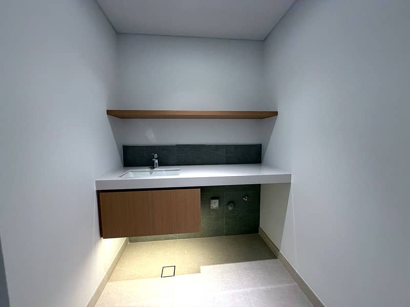 9 property_photo_01. jpg