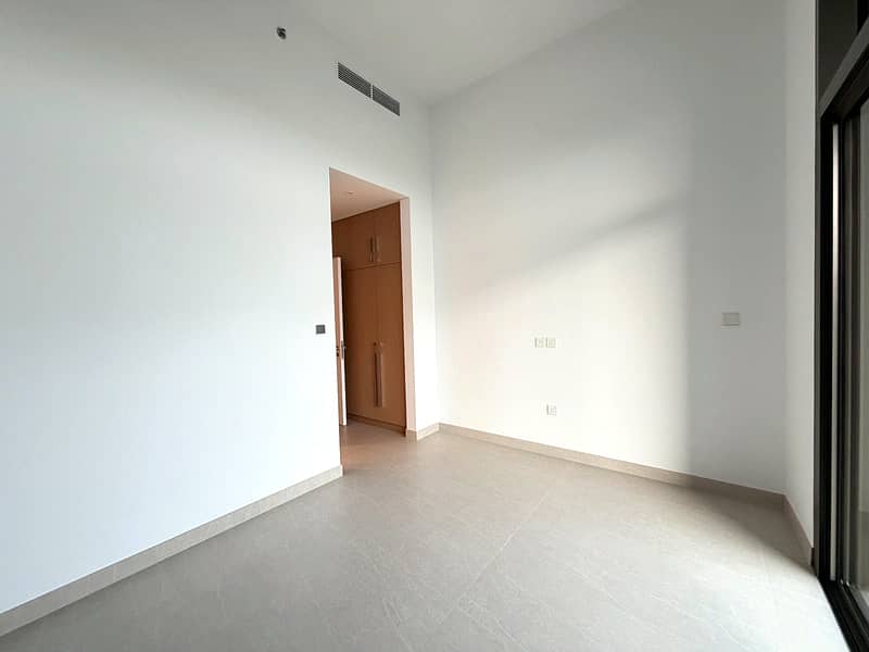 10 property_photo_06. jpg