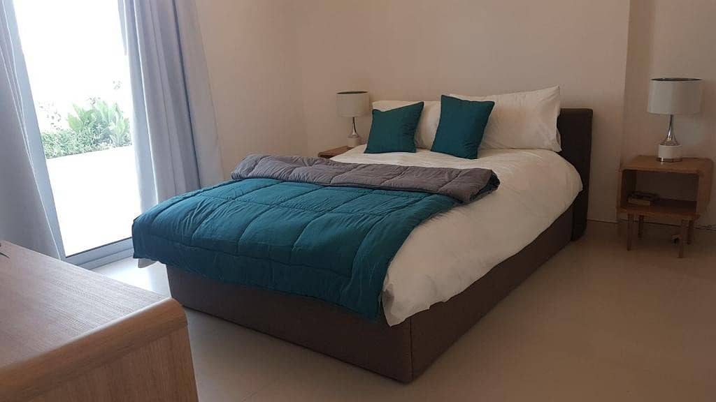 bedroom bedroom