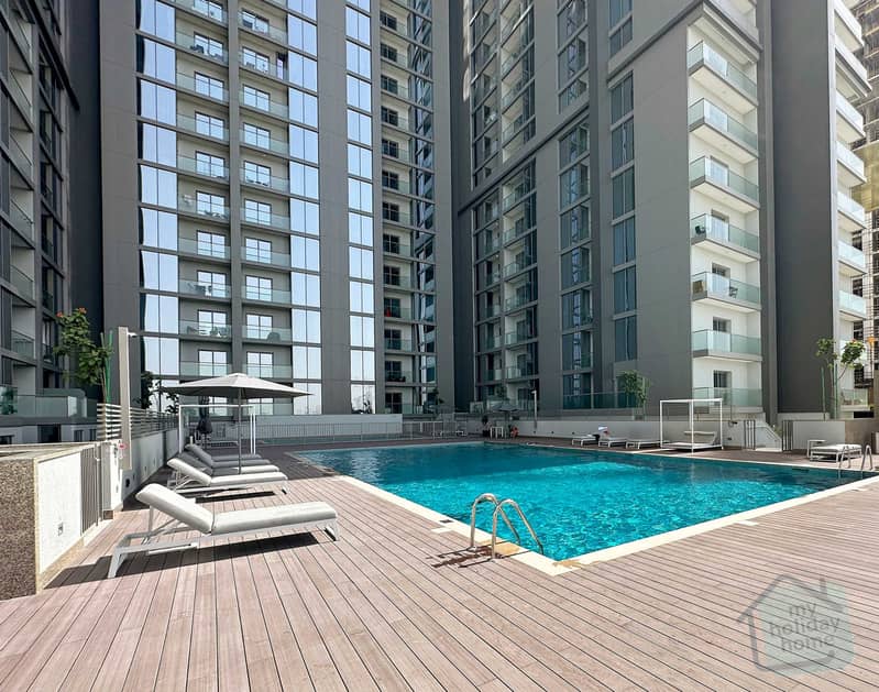 26 Swimming pool Sobha Creek Vistas. jpg