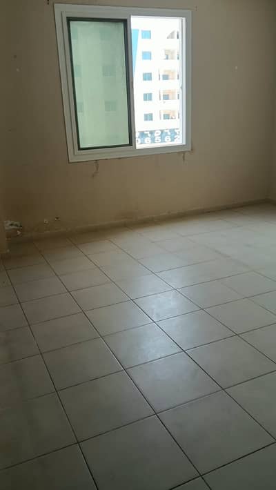 2 habitaciones Apartamento para en Alquiler en Al Qulayaah, Sharjah - WhatsApp Image 2026-09-07 at 8.36. 32 PM (1). jpeg