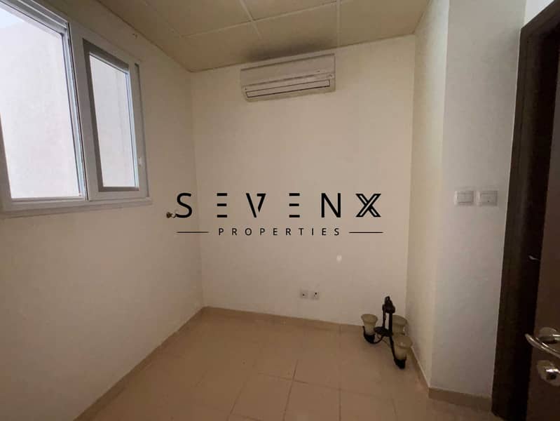 5 a17e825f-889b-4af8-abfe-682acf285450. jpg
