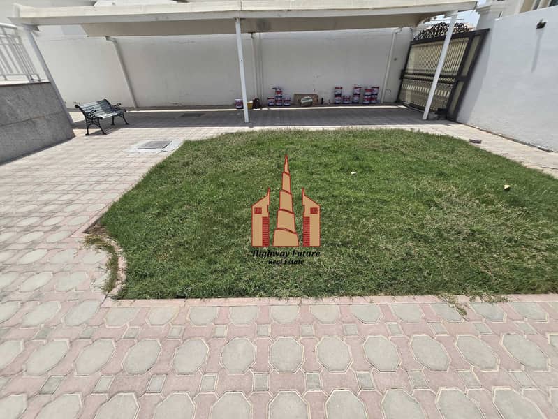 6 140594. jpg