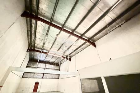 Warehouse para en Alquiler en Al Quoz, Dubai - Almacén en Al Quoz,Al Quoz 1, 240000 AED - 16277311 Warehouse para en Alquiler en Al Quoz, Dubai - Almacén en Al Quoz,Al Quoz 1, 240000 AED - 16277311