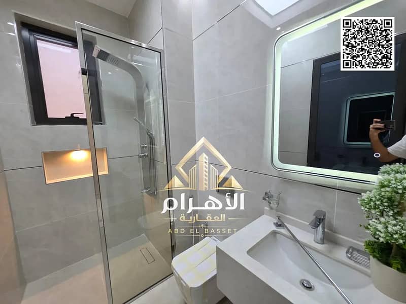6 864002446-1066x800. webp