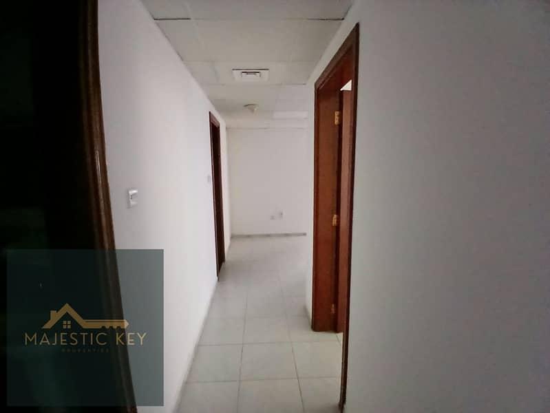 13 2faee6c4-ebfa-4dcb-b5f8-080c1ecbac15. jpg