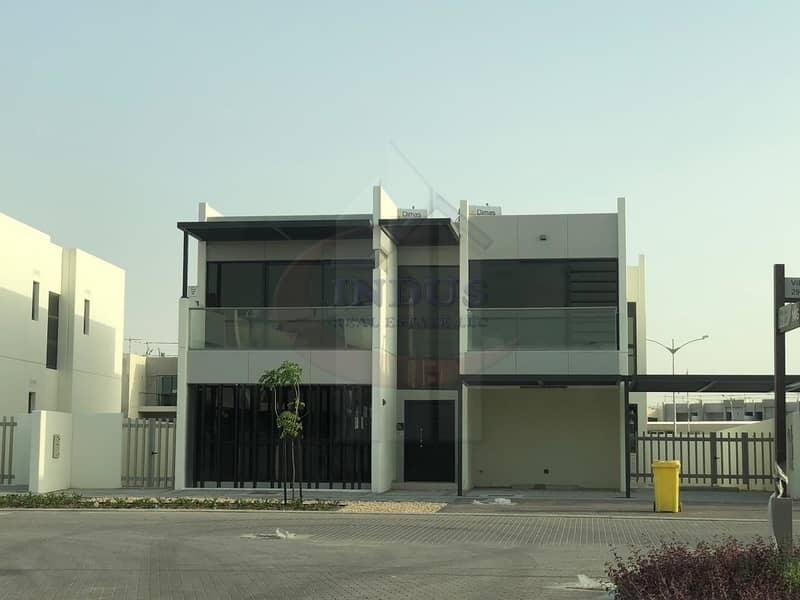 Experience Luxury Villas From AED 999K Only Experience Luxury Villas From AED 999K Only