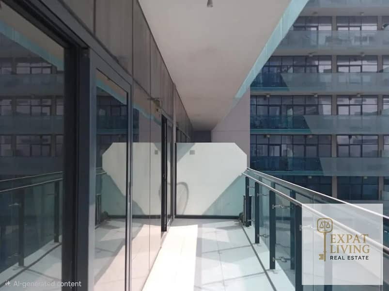 2 balcony. jpeg