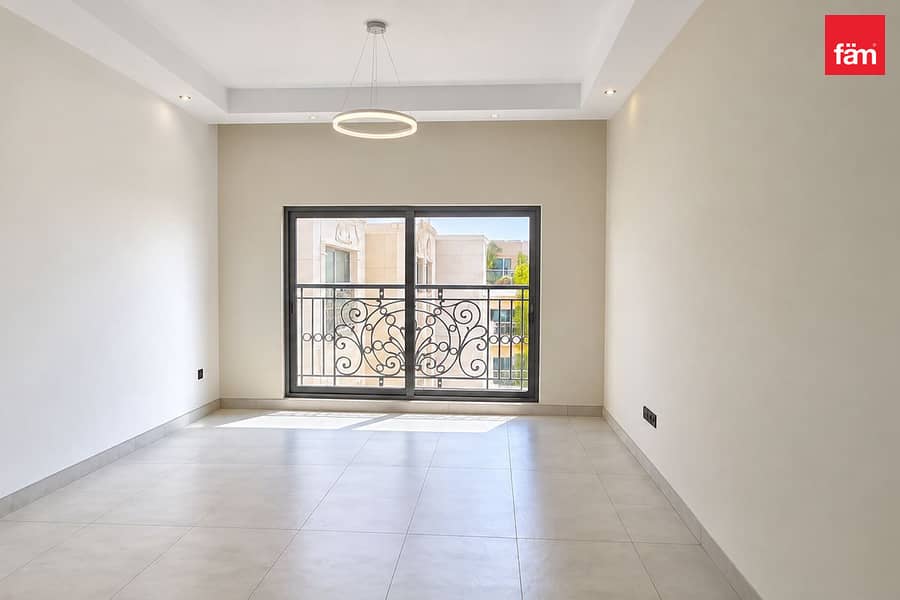 Chiller Free I Near To Metro I Vastu Chiller Free I Near To Metro I Vastu