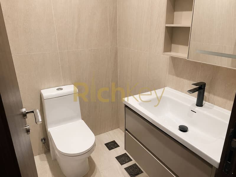 17 ChatGPT Image Jul 28, 2026, 08_26_54 AM. png