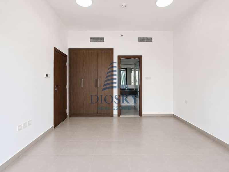 5 Image 5
