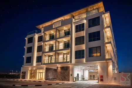 3 Slaapkamers Appartement te Huur in Meydan, Dubai - Night Image. png