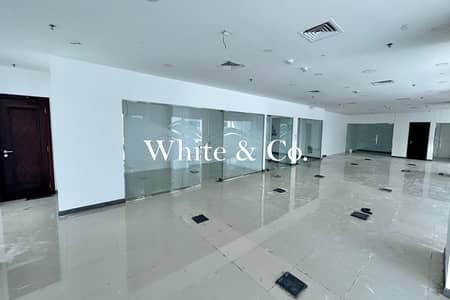 Office for Rent in Business Bay, Dubai - 12 PARKING | MOVE-IN READY | COMBINED OFFICE