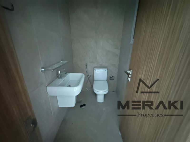 12 WhatsApp Image 2025-12-25 at 9.34. 37 PM (2). jpeg