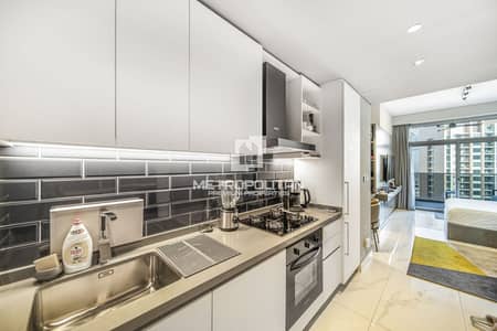 Studio zum Miete in Business Bay, Dubai - Wohnung in Business Bay，MAG 318, 65000 AED - 16432304