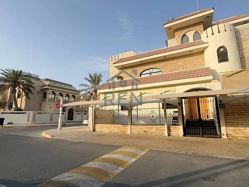 Upscale Villa | Premium Finishes | Top Location Upscale Villa | Premium Finishes | Top Location
