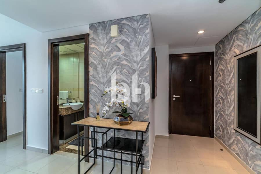 6 Image 0
