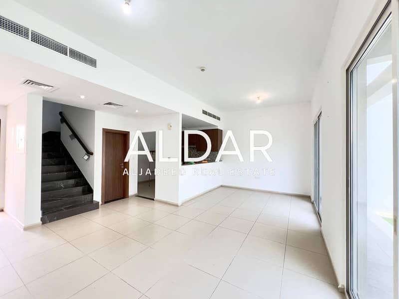 Facing Park | Owner Occupied | Well Maintained Facing Park | Owner Occupied | Well Maintained