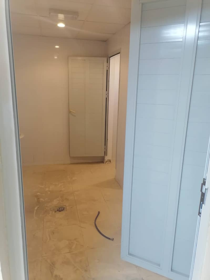 12 BED ROOM