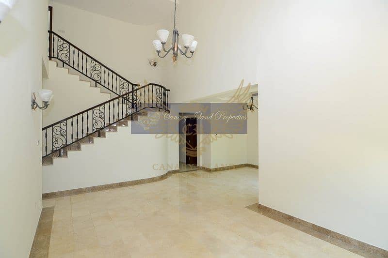 4 VACANT ON TRANSFER | 4 Bed | Entertainment Foyer
