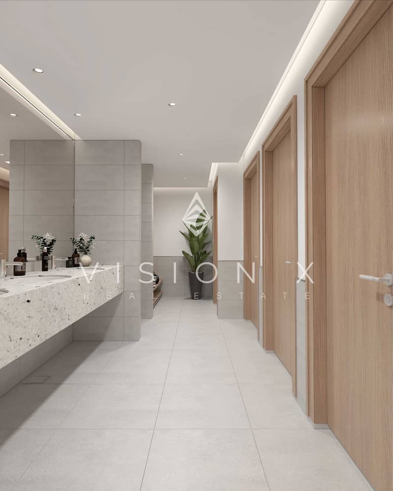 5 CHANGEROOM- (1). jpg