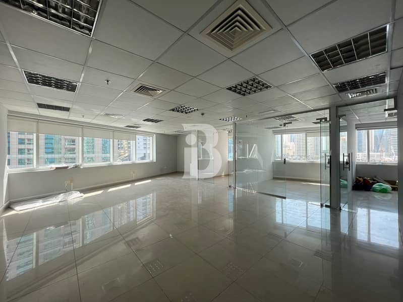 Fitted Office | Lake View | 6 cabins Fitted Office | Lake View | 6 cabins