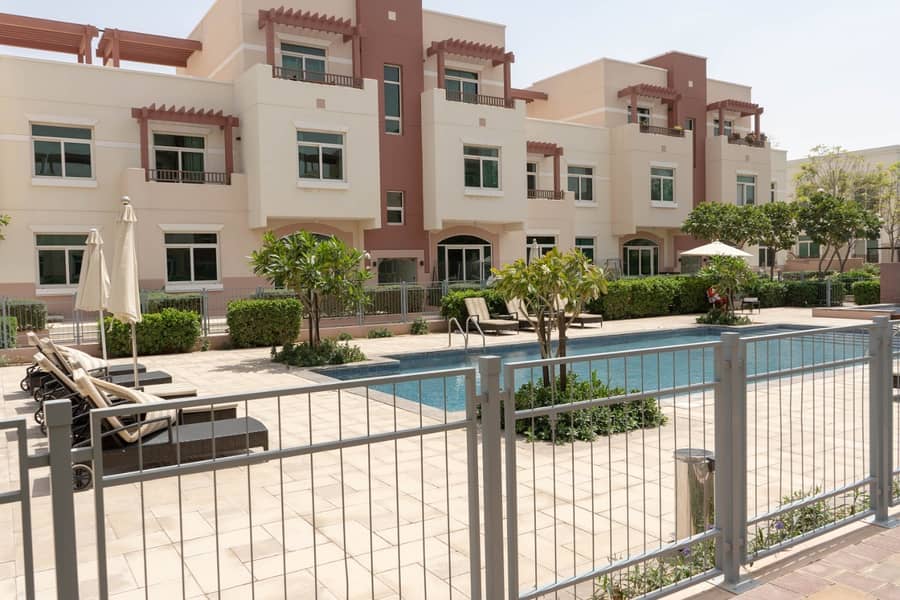 Terrace Big Size Studio With Pool View For Sale