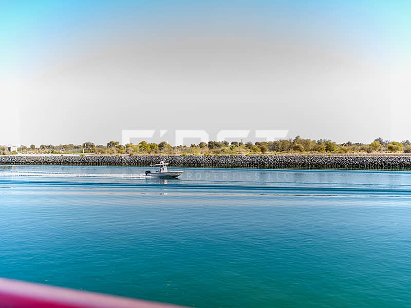 2 External Photos of Waters Edge Yas Island Abu Dhabi UAE(8). jpg