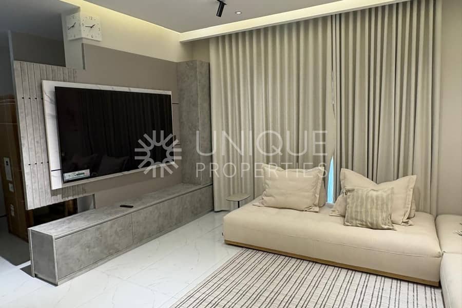 Modern Duplex | Pool View | Fully Renovated Modern Duplex | Pool View | Fully Renovated