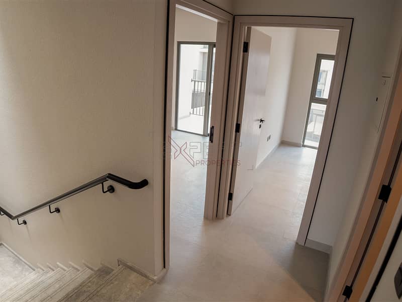 9 Image 9