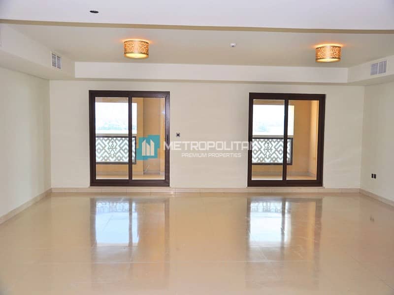 Space Galore 4 bedrooms sea view unit