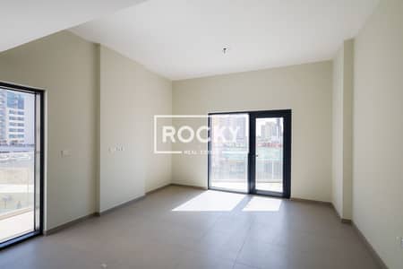 2 Schlafzimmer Wohnung zum Miete in Nad Al Hamar, Dubai - Ketbi - Living room (2). JPG 2 Schlafzimmer Wohnung zum Miete in Nad Al Hamar, Dubai - Ketbi - Living room (2). JPG