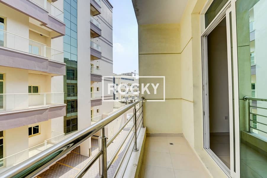 15 1. DJZ_0333_4_5 (Copy). jpg