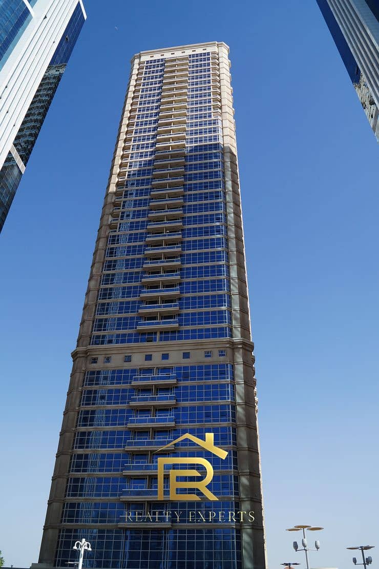 8 dubai-gate-1-635_xl. jpg