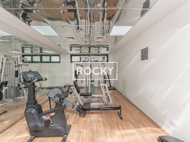 13 BurDubai_AbdulQader_Views&Amenities-(9-of-22). jpg
