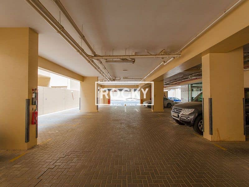 16 BurDubai_AbdulQader_Views&Amenities-(16-of-22). jpg