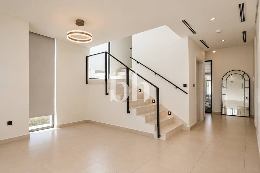 3 images image img