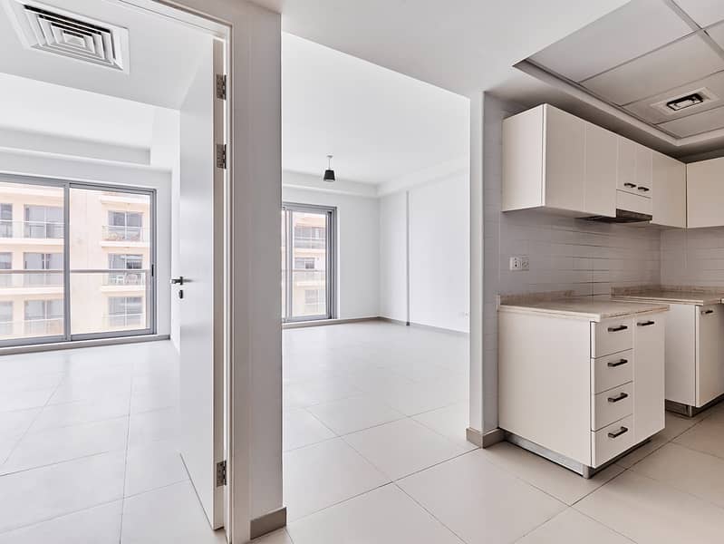 8 08_Kitchen_and_Living_Connection_IMG_09. jpg
