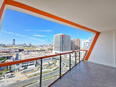3 Slaapkamers Appartement te Huur in Al Jaddaf, Dubai - Image 1
