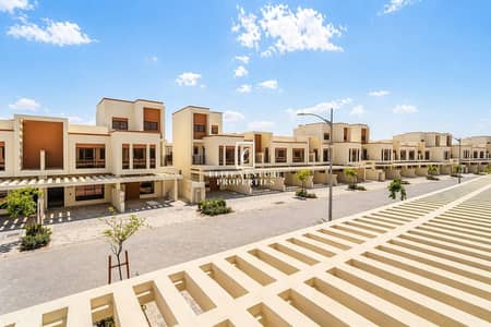 تاون هاوس 5 غرف نوم للايجار في داماك لاجونز، دبي - تاون هاوس في كوستا برافا،داماك لاجونز 5 غرف 200000 درهم - 16439884