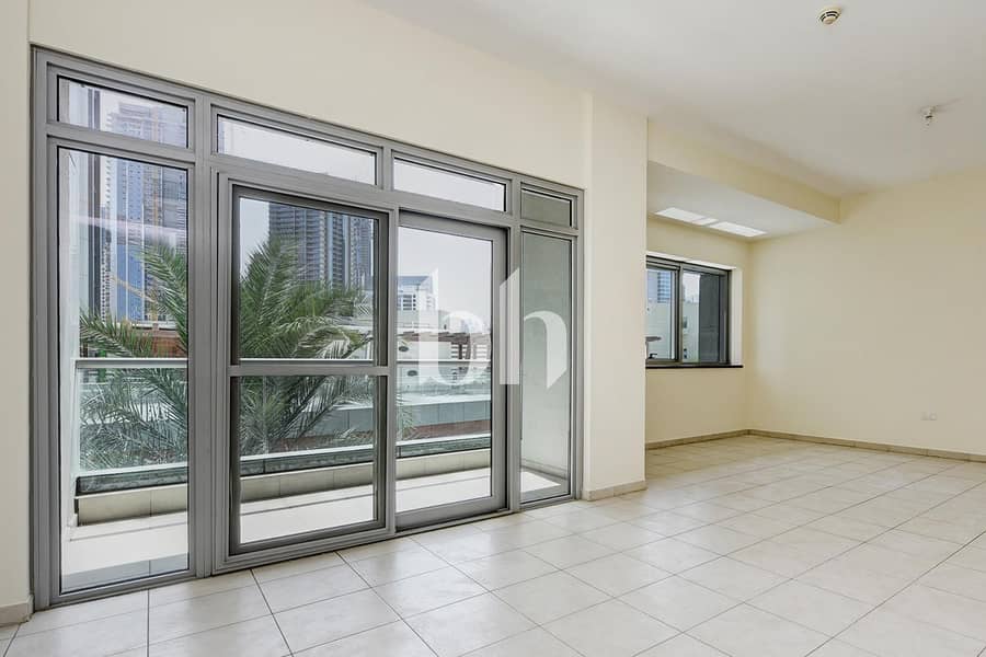 5 Executive Tower 3 BR Plus Maid 01