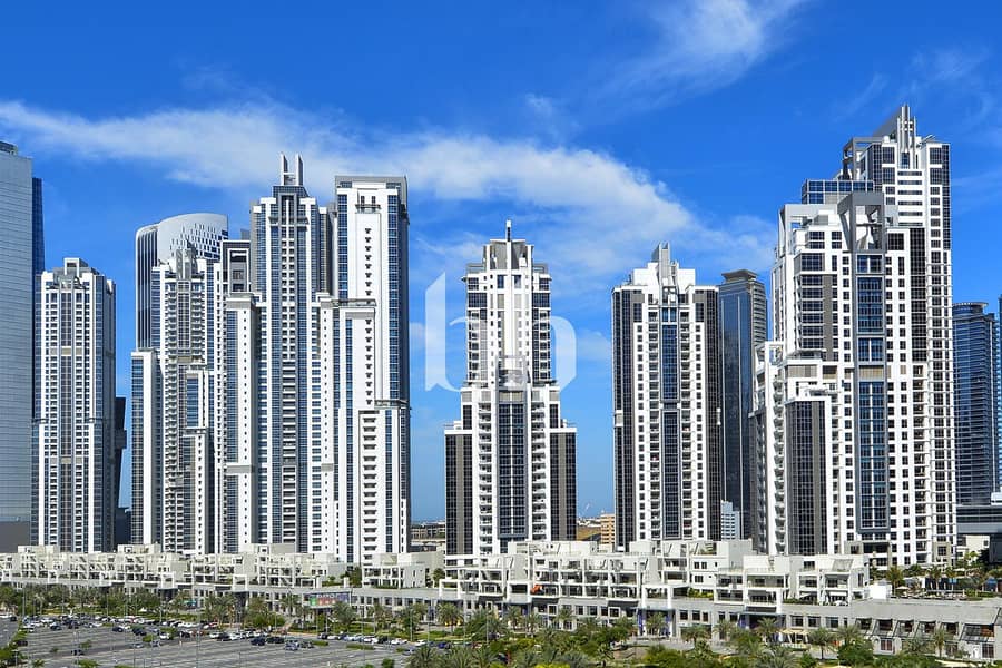 10 Executive Tower 3 BR Plus Maid 01