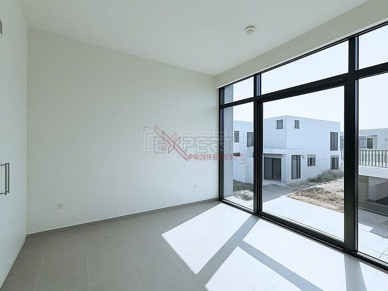11 Image 11
