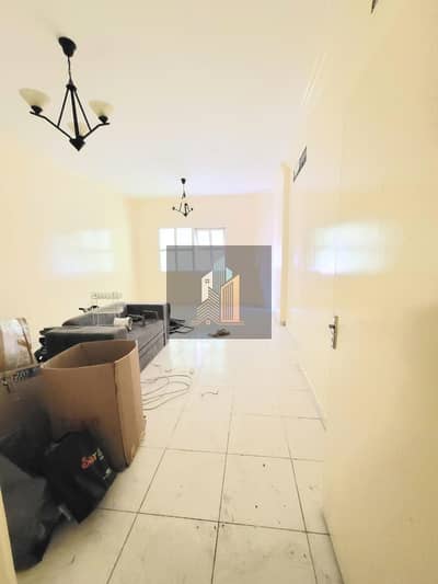2 Bedroom Flat for Rent in Al Qasimia, Sharjah - IMG-20260908-WA0087. jpg 2 Bedroom Flat for Rent in Al Qasimia, Sharjah - IMG-20260908-WA0087. jpg
