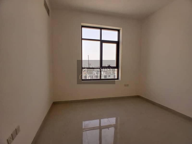6 bd9ec4be-1bb5-4e3c-a421-35137f07333c. jpg