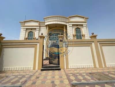 6 habitaciones Villa para en Alquiler en Hoshi, Sharjah - 1014f015-b81a-4606-abf2-7b6b527a5c38. jpeg