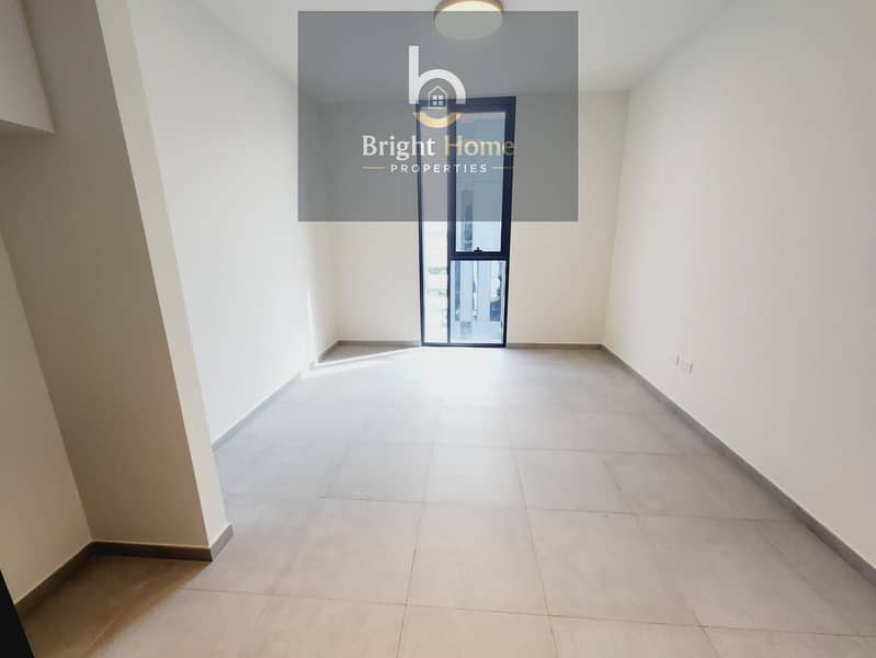 2 100268. jpg