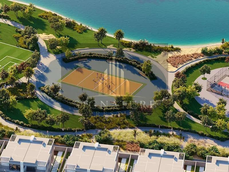11 ELO-Amenities-05-Sports-Fields-4x3. jpg